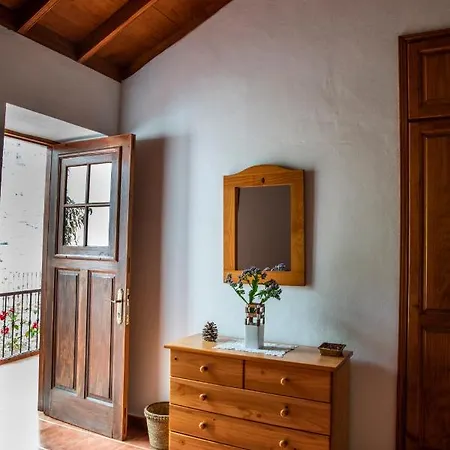 Cr La Tosca Holiday home *